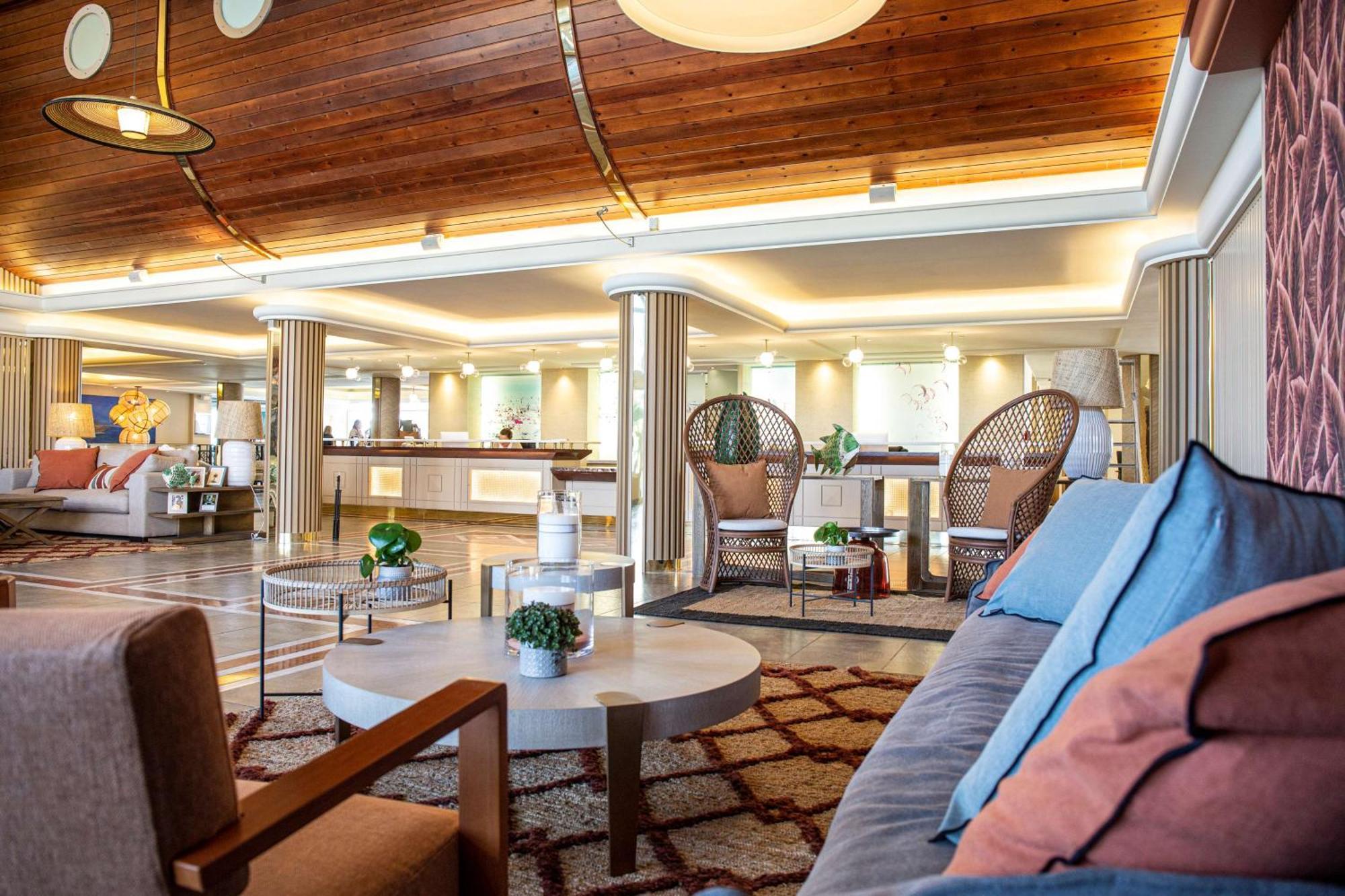 Grand Hotel Les Flamants Roses Thalasso & Spa Кане Экстерьер фото