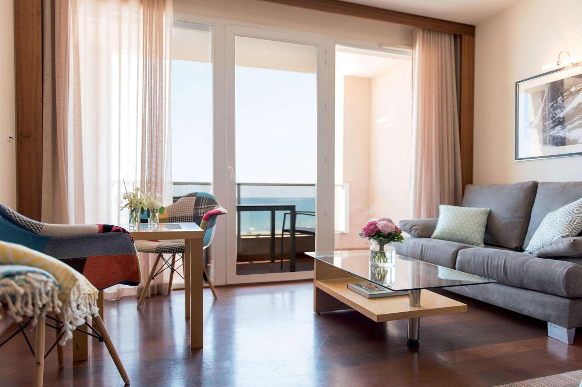 Grand Hotel Les Flamants Roses Thalasso & Spa Кане Экстерьер фото