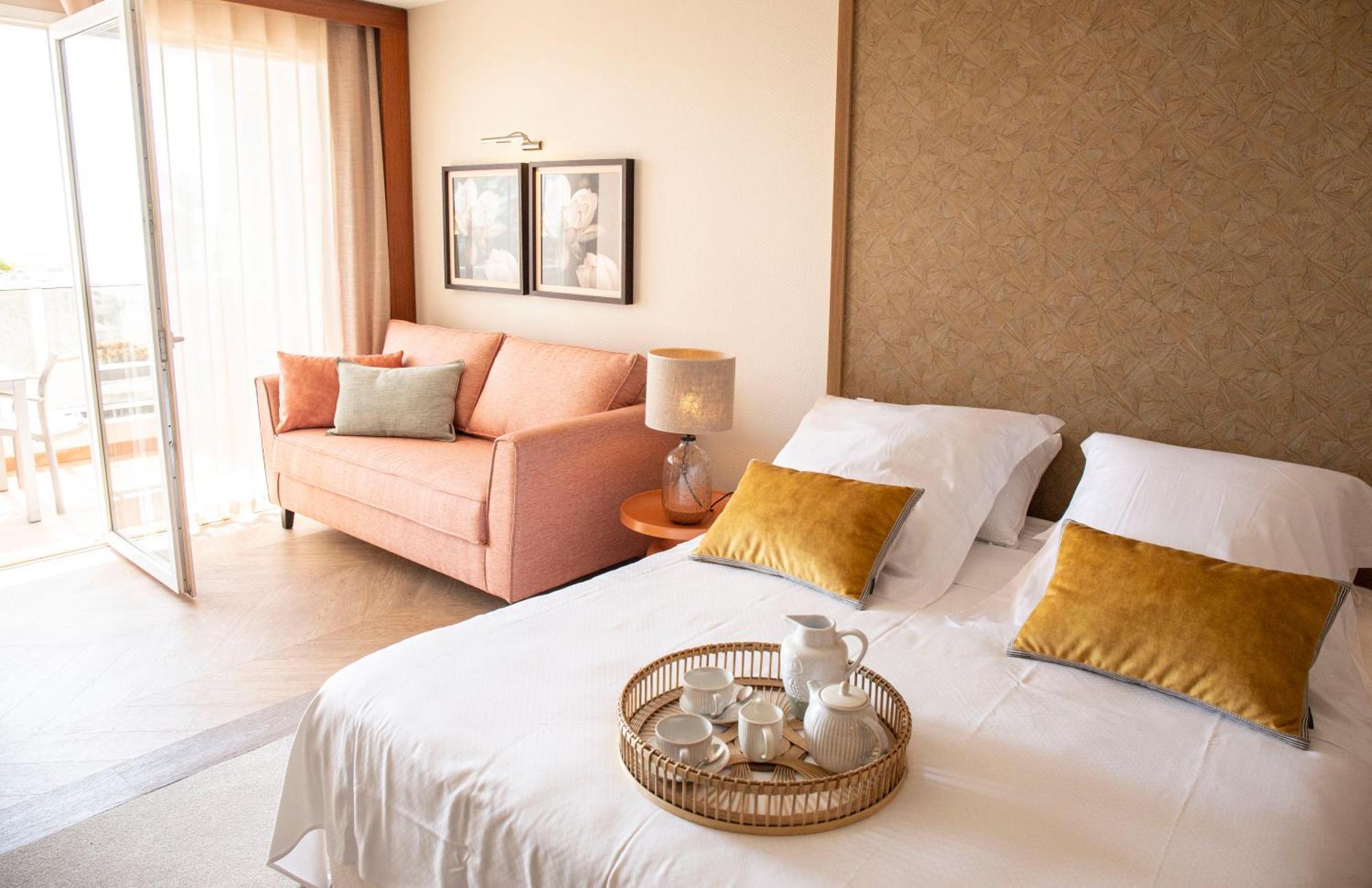 Grand Hotel Les Flamants Roses Thalasso & Spa Кане Экстерьер фото
